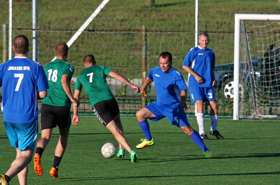 Rajono futbolo pirmenybės: Drausmės komisijos sprendimas, pasikeitimai tvarkaraštyje