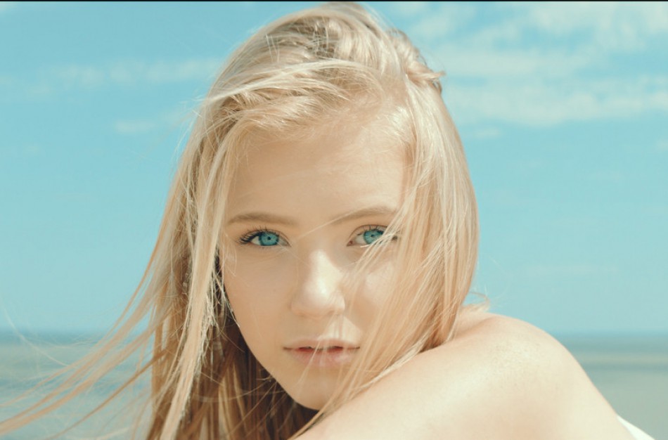 Bird Green klipe – kylanti mados žvaigždė iš Jonavos