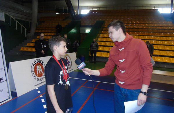 Du Jonavos atletai pasidabino medaliais