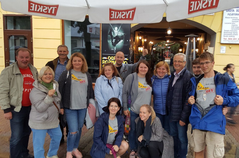 Jonavos teatro aktoriai vaidino Punsko lietuviams