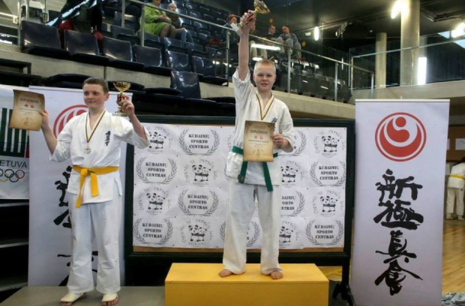 Jonavos karatistų pasirodymai Kėdainių arenoje