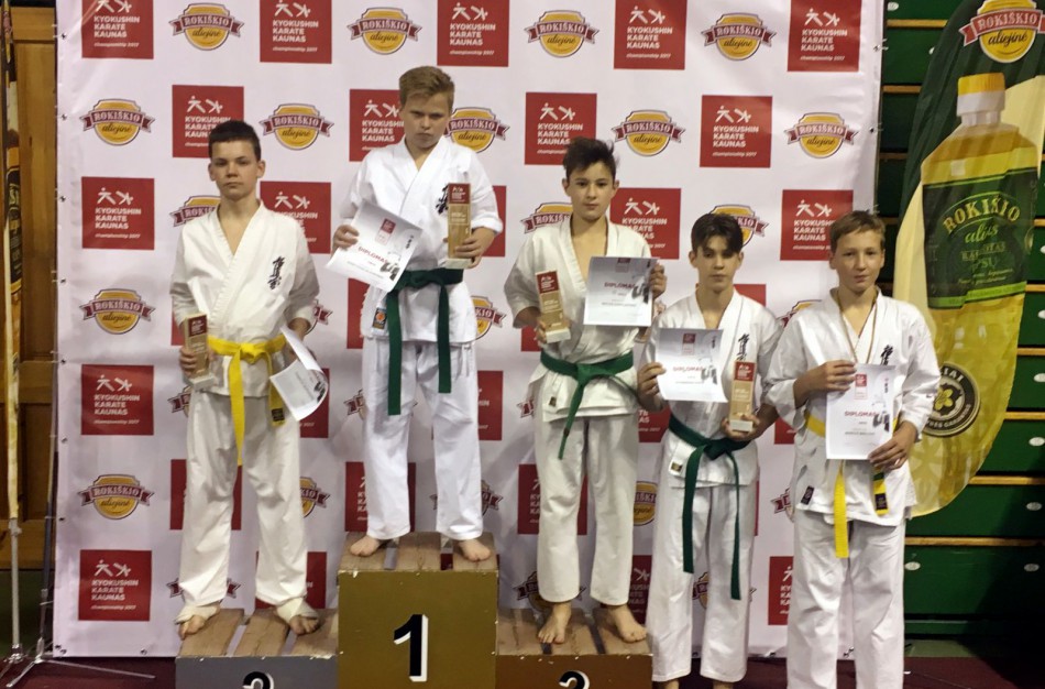 Tarptautiniame turnyre – šeši medaliai