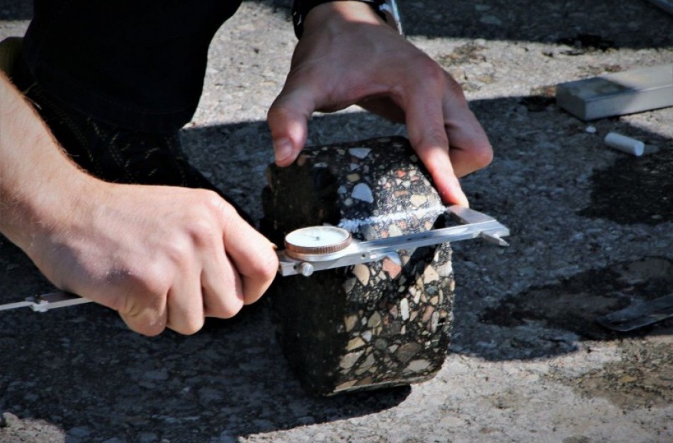 Įvairiuose šalies regionuose bus tikrinami nutiesti ir rekonstruoti keliai