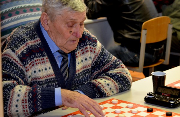 Šaškių entuziastui ir puoselėtojui Vladui Krėjarui – 85