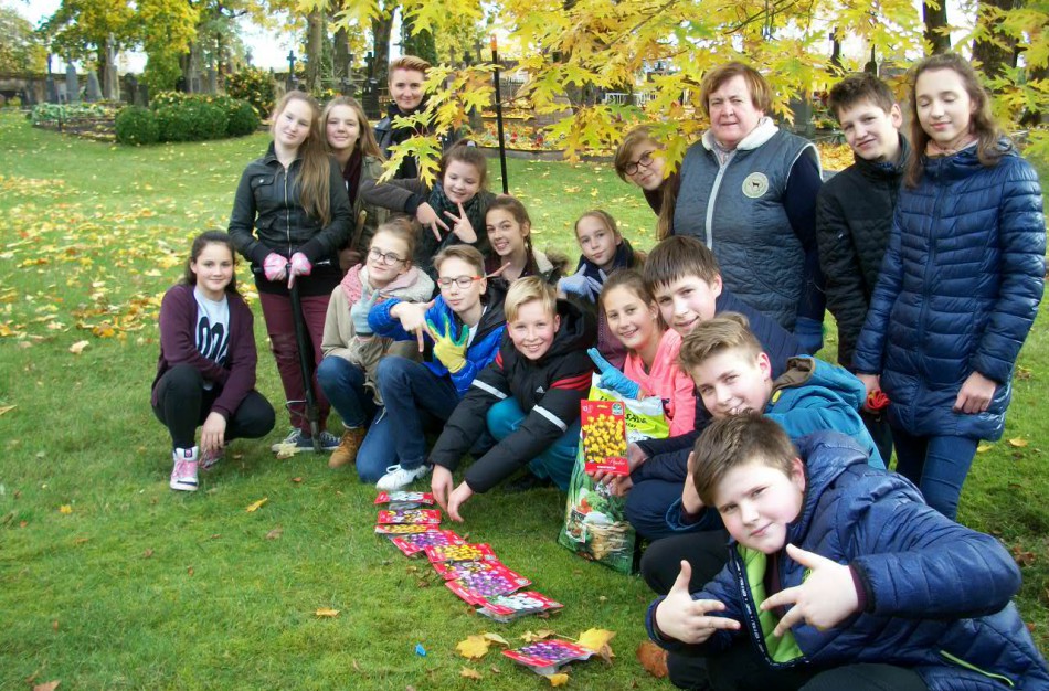 Akciją skyrė Lietuvos šimtmečiui 