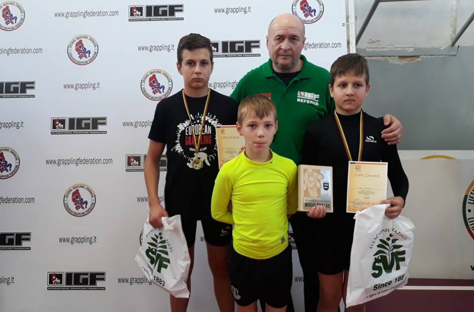 Pergalių siekis dziudo, grappling imtynių čempionatuose ir taurės varžybose