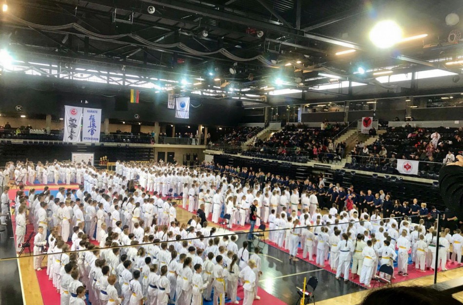 Moksleivių varžybose – jaunųjų kiokušin karate sportininkų apdovanojimai