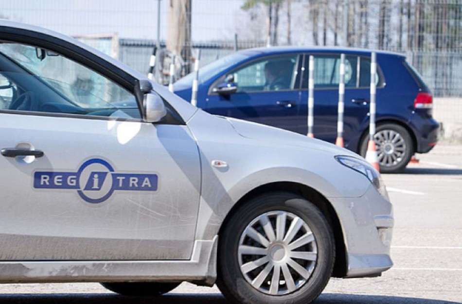 „Regitra“ pristato virtualių pamokų ciklą vairuotojams