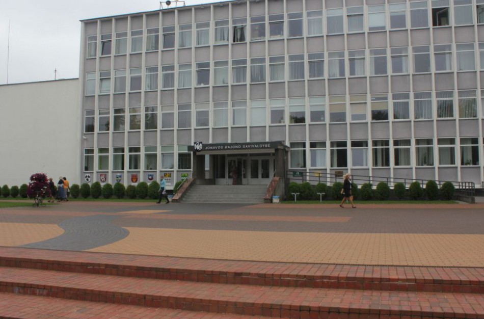 Jonavos rajono savivaldybė ir „Geležinis vilkas“ pasirašė bendradarbiavimo sutartį