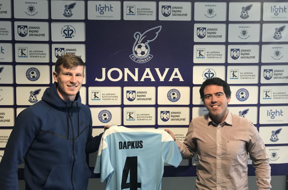 „Jonava“ pratęsė sutartį saugu Martynu Dapkumi