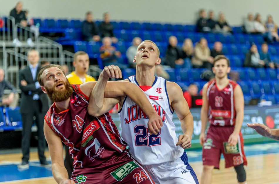 "Jonavos" krepšininkai išvyką į Joniškį pažymėjo užtikrinta pergale