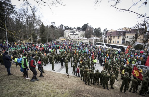 Pirmą kartą pagarbos bėgime dalyvavo ir NATO priešakinių pajėgų kovinės grupės kariai, dislokuoti Lietuvoje 