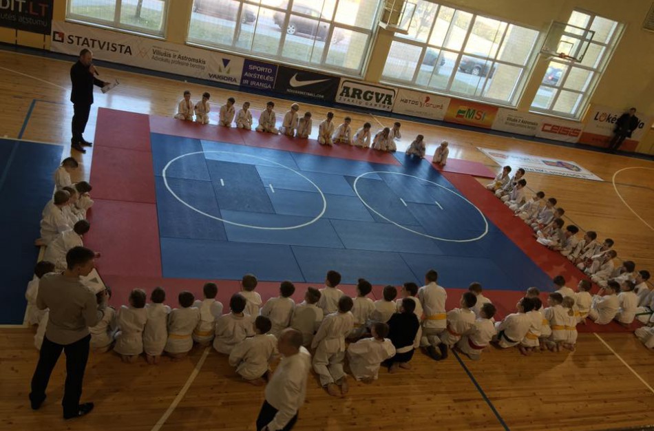 Jonavoje – vaikų karatė kovos