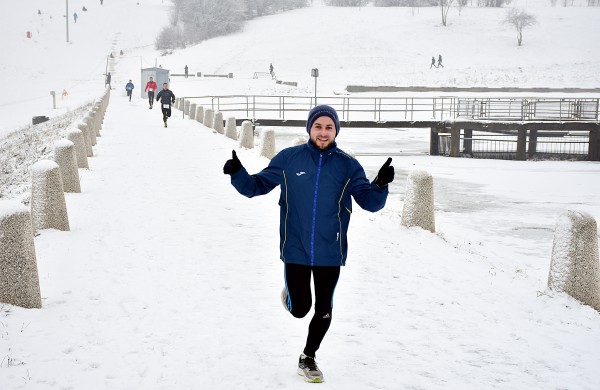 Žiemos bėgimui entuziastai vėl rinkosi Jonavoje