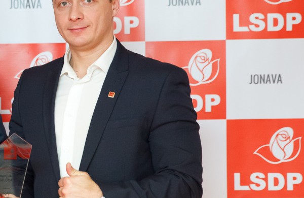 Bukonių moksleiviams - praktiška dovana 