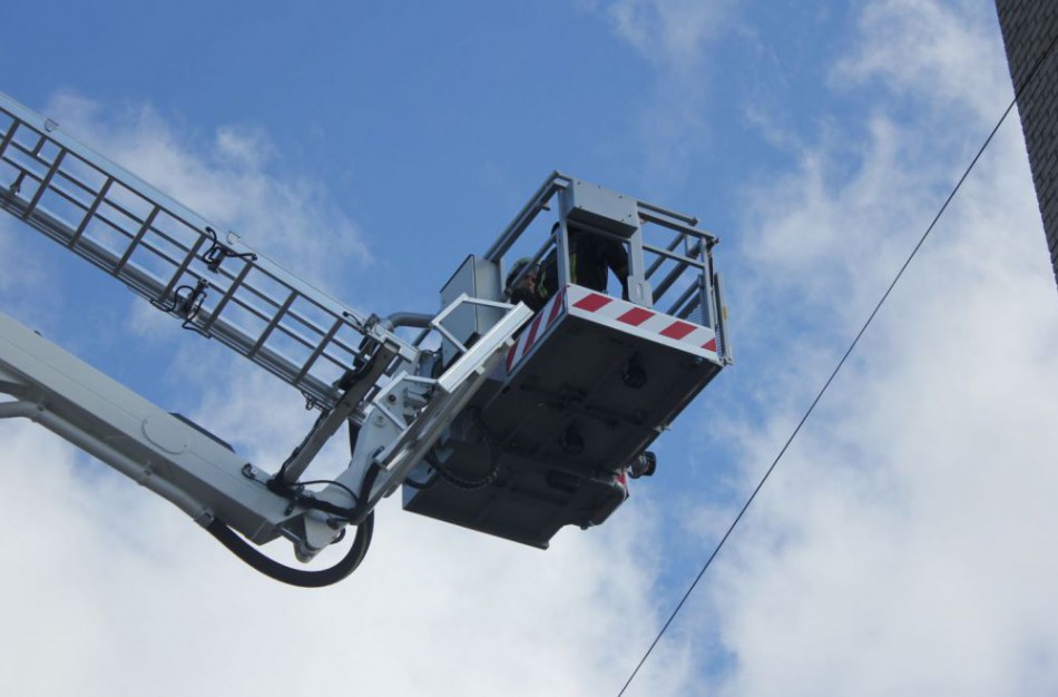 Bute rastas kūnas be gyvybės ženklų