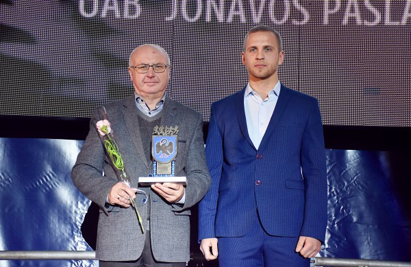 Arenoje įvyko Jonavos sporto apdovanojimai