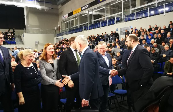 Jonavoje įvyko visuotinis žemdirbių suvažiavimas „Ar reikia Lietuvai žemės ūkio?“