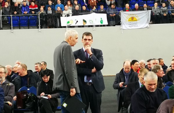 Jonavoje įvyko visuotinis žemdirbių suvažiavimas „Ar reikia Lietuvai žemės ūkio?“