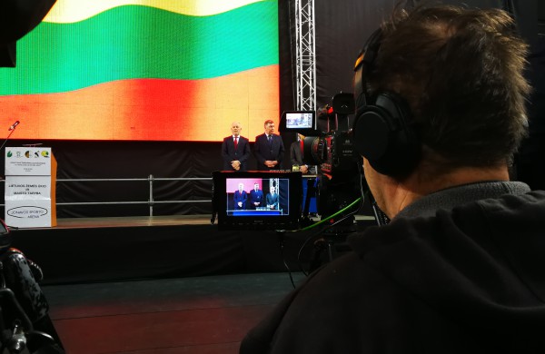 Jonavoje įvyko visuotinis žemdirbių suvažiavimas „Ar reikia Lietuvai žemės ūkio?“