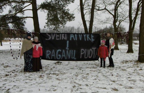 Raganų šėlsmas, degant Užgavėnių laužui Kuigaliuose