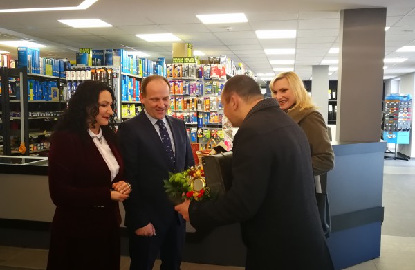 Naujos patalpos – daugiau patogumų, daugiau paslaugų, daugiau prekių – užsukite!