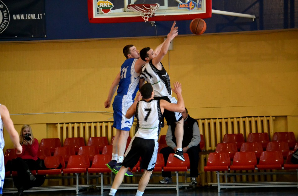 Krepšinio mėgėjų kovos rajone