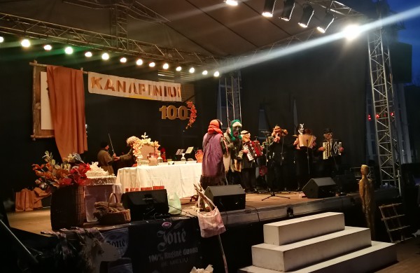 Su trenksmu praūžė aukštaitiškos Užgavėnės, deja, bet be karštų patiekalų 