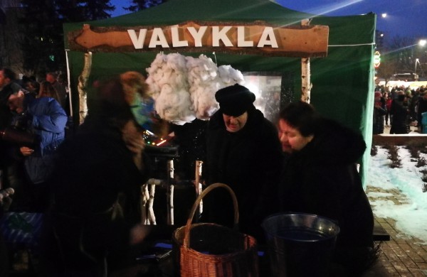 Su trenksmu praūžė aukštaitiškos Užgavėnės, deja, bet be karštų patiekalų 