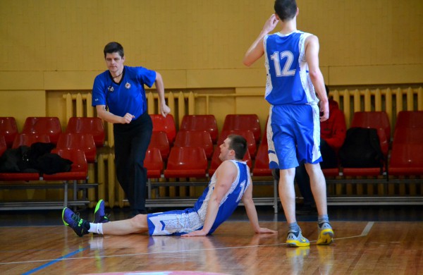 Krepšinio mėgėjų kovos rajone