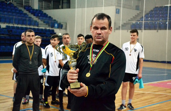 Draugiškas futbolo turnyras Lietuvos šimtmečiui paminėti 