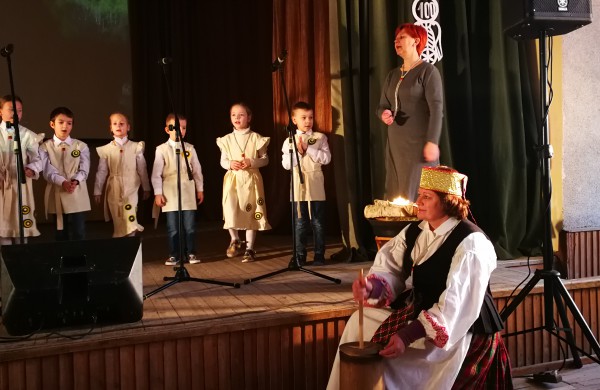 Šventinio renginio metu Šimtmečio kelionė pasiekė Šveicarijos seniūniją