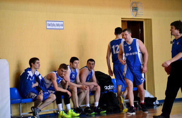 Krepšinio mėgėjų kovos rajone