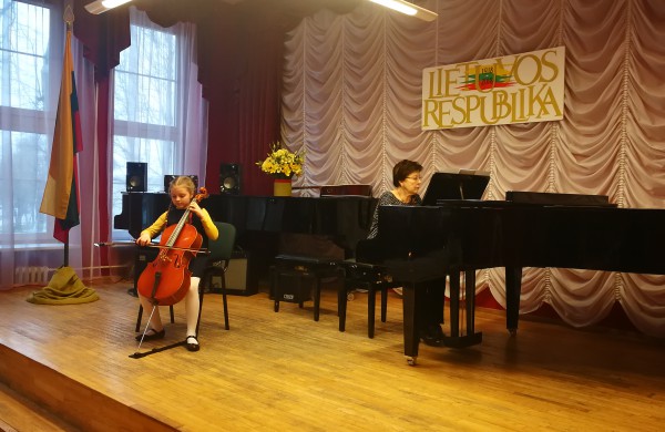 Kas esi tu? –Lietuvis. - Tavo ženklas? - Baltas Vytis