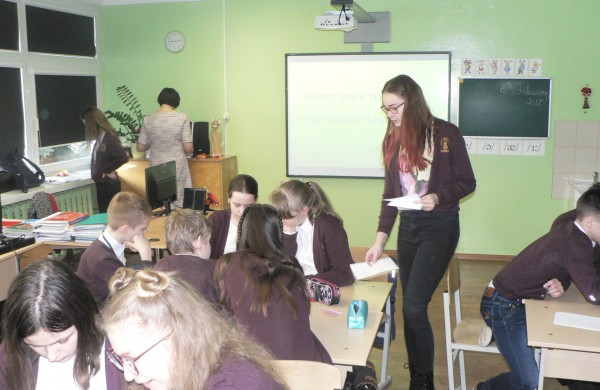 Jausmingai skambėjo gimtasis žodis