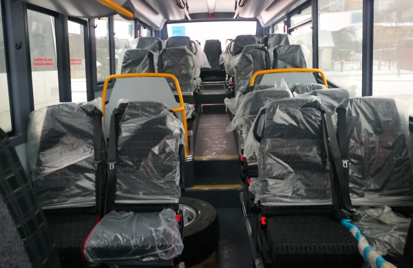 Šiandien pristatyti du nauji autobusai, kurie netrukus riedės Jonavos gatvėmis