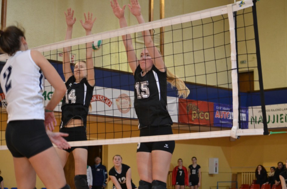 Antrosios Jonavos tinklinio komandos „Aušrinė-KKSC“ kovos šalies pirmenybėse