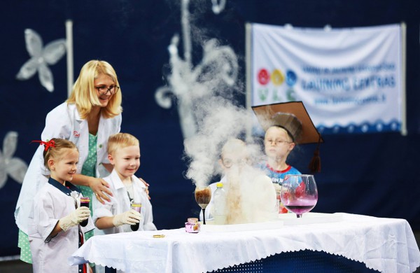 Prieš 10 metų suprojektuota, 6 metus statyta, šiandien Jonavos sporto arena mini vienerių metų sukaktį