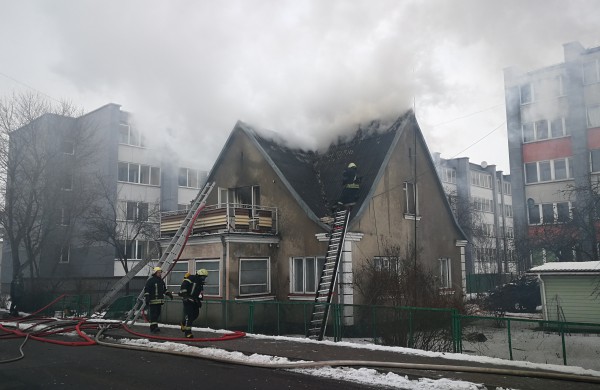Jonavoje degė gyvenamasis namas 