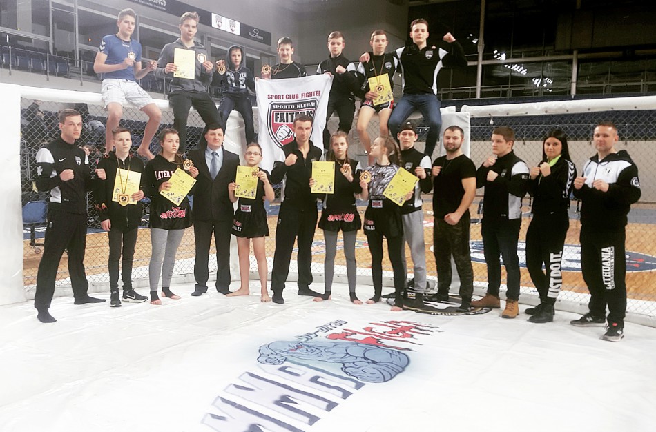 MMA kovos: intriga, kraujas, apdovanojimai