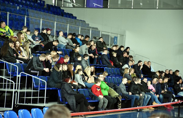 MMA kovos: intriga, kraujas, apdovanojimai