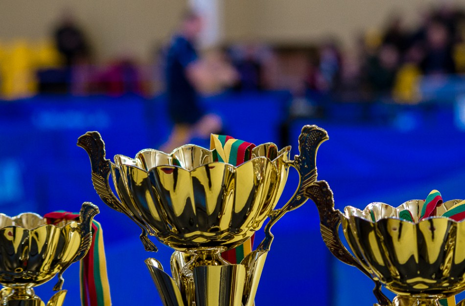 Stalo teniso čempionate nustebino  jonavietis Rimas Lesiv
