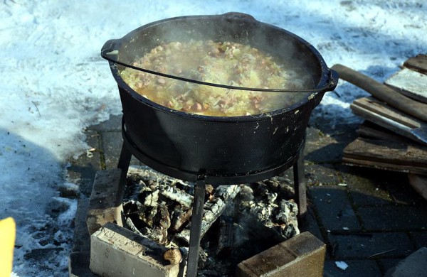 Praūžė, prašurmuliavo Šv. Kazimiero diena Jonavos šv. apašt. Jokūbo parapijoje