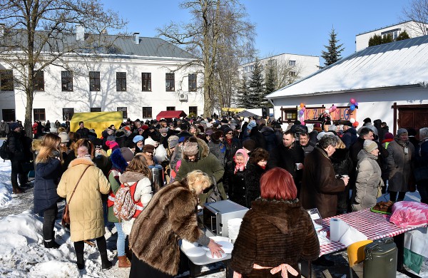 Praūžė, prašurmuliavo Šv. Kazimiero diena Jonavos šv. apašt. Jokūbo parapijoje