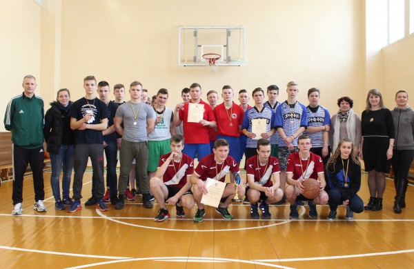 Bukonių mokykla - daugiafunkcis centras: „Mes tikrai mylim Lietuvą“