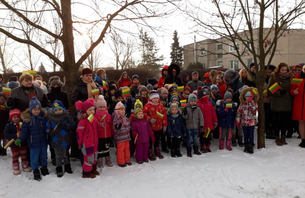 Bukonių mokykla - daugiafunkcis centras: „Mes tikrai mylim Lietuvą“