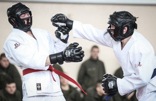 Kovinės savigynos kovų aistros vėl verda ant Lietuvos kariuomenės tatamio Rukloje 