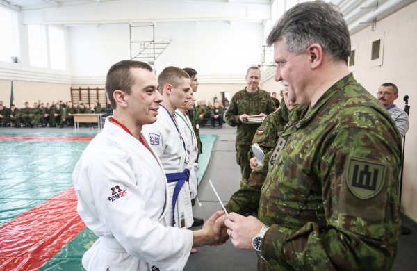 Kovinės savigynos kovų aistros vėl verda ant Lietuvos kariuomenės tatamio Rukloje 