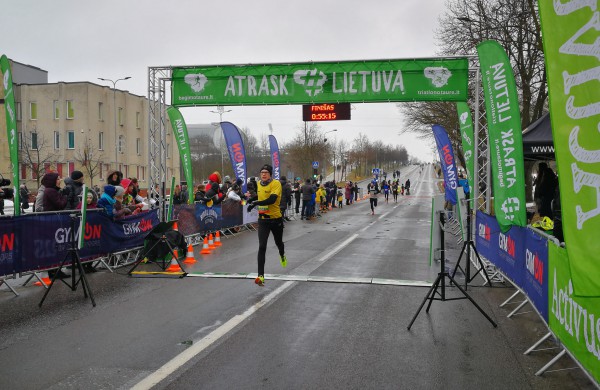Kovo – 11 – osios bėgimas ir Patriotinė eisena - stiprybės ir vienybės šventė