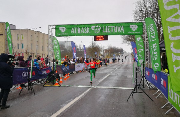 Kovo – 11 – osios bėgimas ir Patriotinė eisena - stiprybės ir vienybės šventė